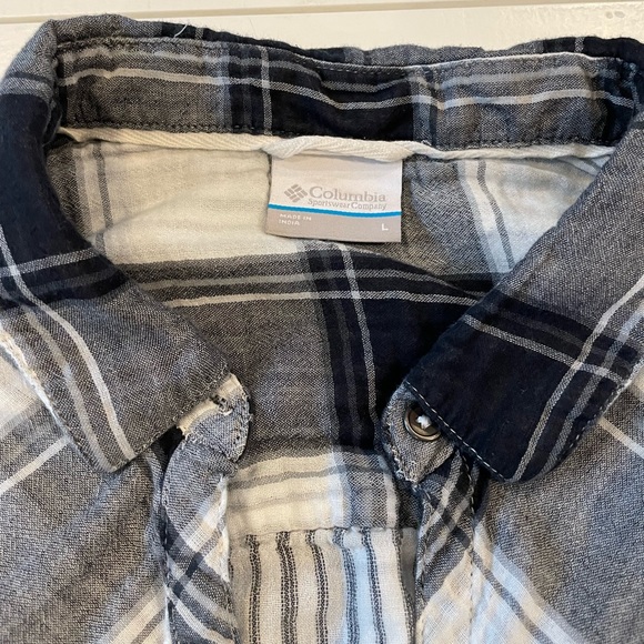 Columbia Plaid Long Sleeve Button Up Shirt - Picture 3 of 8